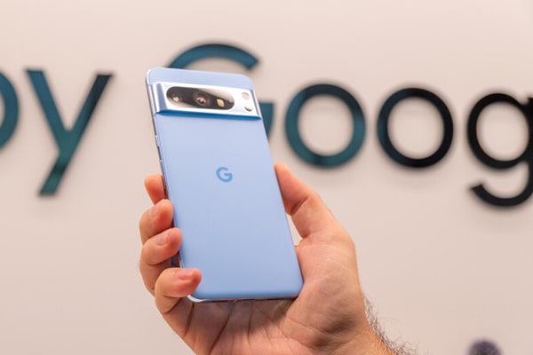 Google Pixel 8 Smartphone Review